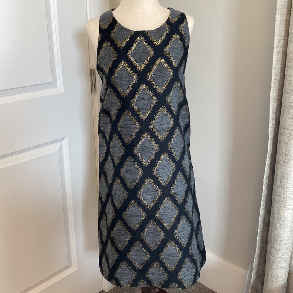 Collective Concepts Small Grey/Black/Metallic Shift Dress